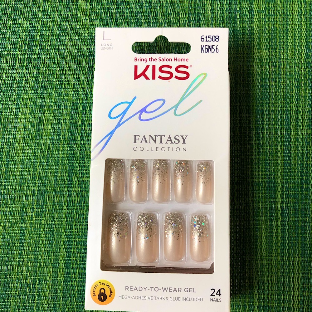 KISS GEL SPARKLE ACRYLIC NAILS